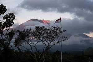 Mt Agung at peace!
