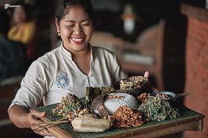 Bali Asli waitress